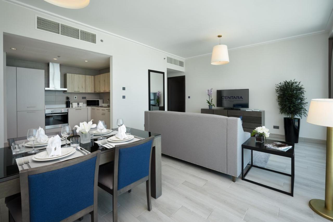 Centara West Bay Hotel&Residences Doha Exterior foto A living room at the hotel